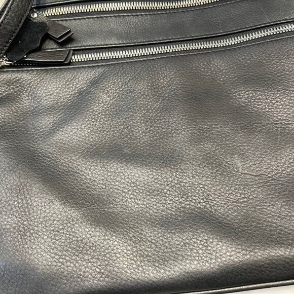 Margot Black Leather crossbody purse - Picture 11 of 14